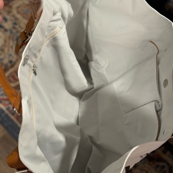 Women’s Large Canvas Weekend Bag-Huge! - Picture 4 of 5